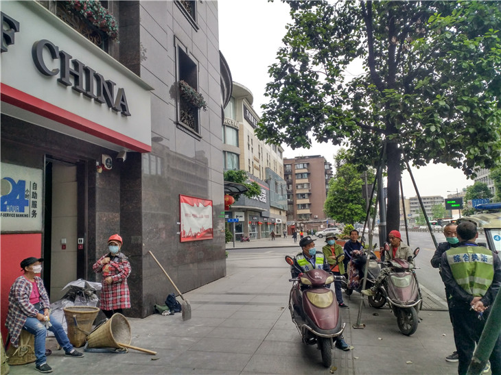 成都戰狼拆除中國銀行蜀漢路支行拆除施工記錄