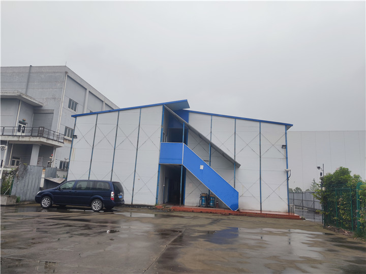 成都專業活動板房拆除彩鋼活動板房拆除拆遷雙流蘭溝路板房拆遷回收